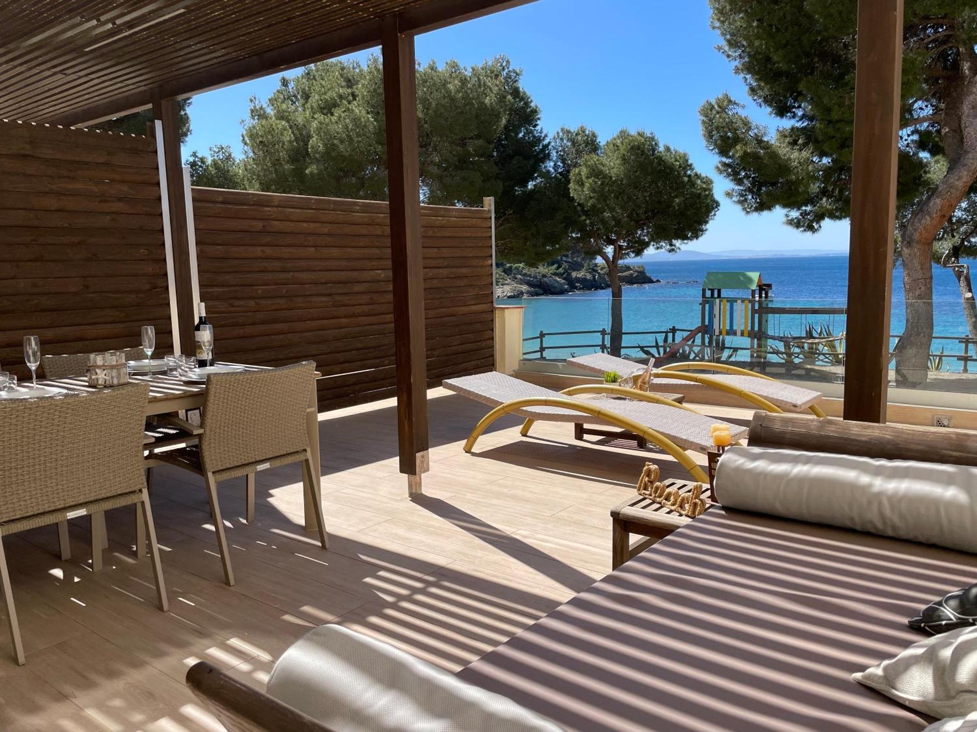 New Madrague Beach Roses Exterior photo